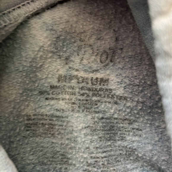 Super comfortable Urban Outfitters Hoodie - Picture 2 of 2